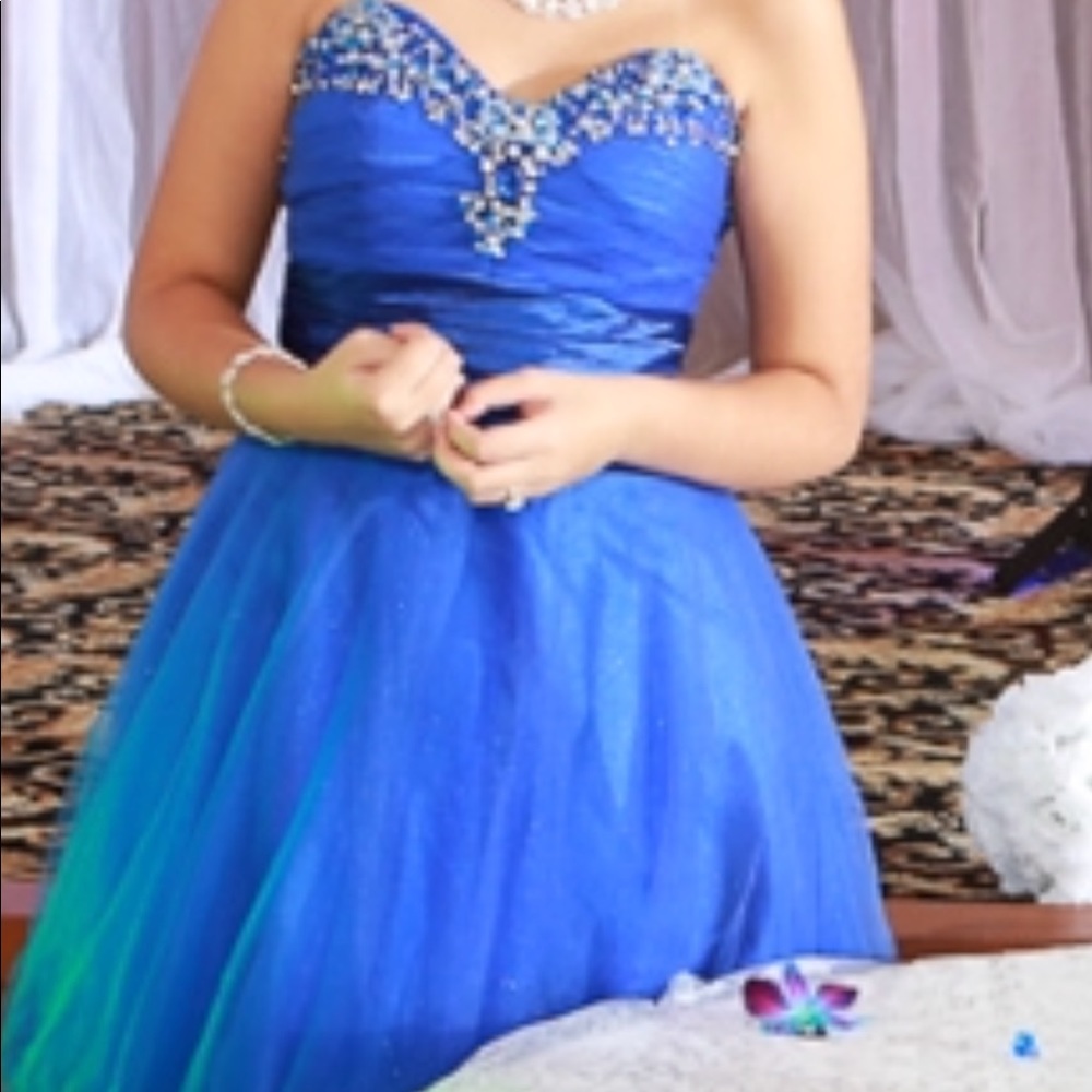 Quinceañera short dress